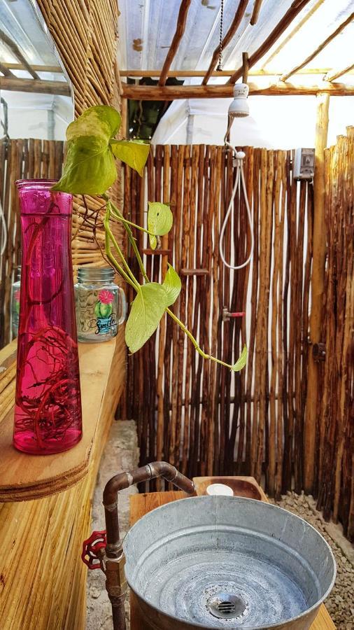El Buho Bacalar Eco-Cabanas Hostal Bagian luar foto